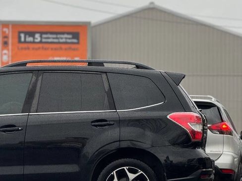 Used 2016 Subaru Forester 2.0XT Premium image 16