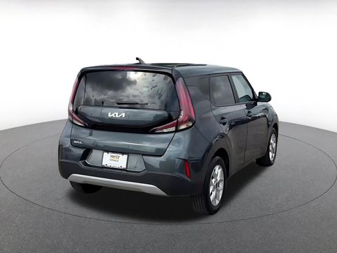 Used 2025 Kia Soul LX w/ LX Technology Package FWD image 12