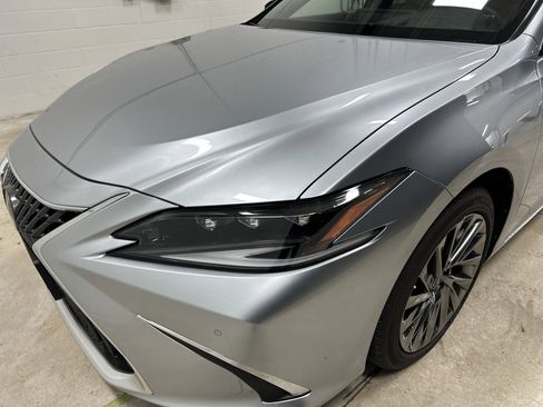 Used 2024 Lexus ES 350 Ultra Luxury w/ Accessory Package (Z2) FWD image 6