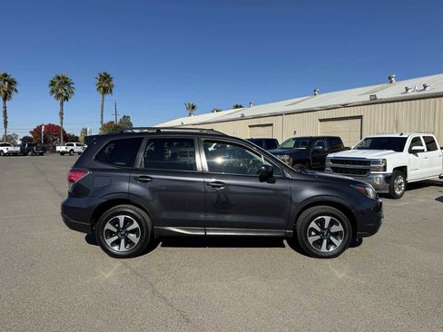 Used 2018 Subaru Forester 2.5i Premium w/ Popular Package #2A image 12