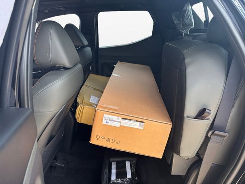 New 2025 Hyundai Santa Cruz Limited image 13