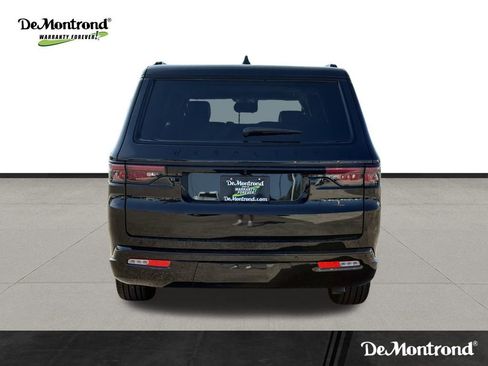 New 2025 Jeep Wagoneer L Series II w/ Convenience Group I image 6