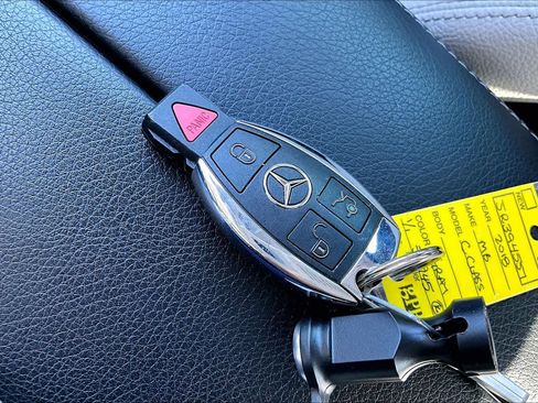 Used 2018 Mercedes-Benz C 300 Sedan image 14