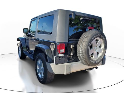 Used 2008 Jeep Wrangler Sahara w/ Dual Top Group image 4