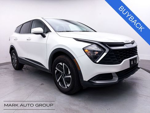 Used 2023 Kia Sportage LX AWD/4WD image 1