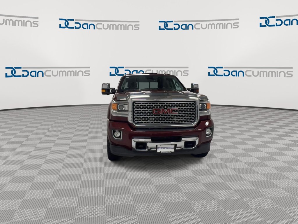 Used 2016 GMC Sierra 2500 Denali w/ Duramax Plus Package AWD/4WD image 3