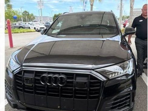 Used 2021 Audi Q7 3.0T Prestige w/ Prestige Package AWD/4WD image 6