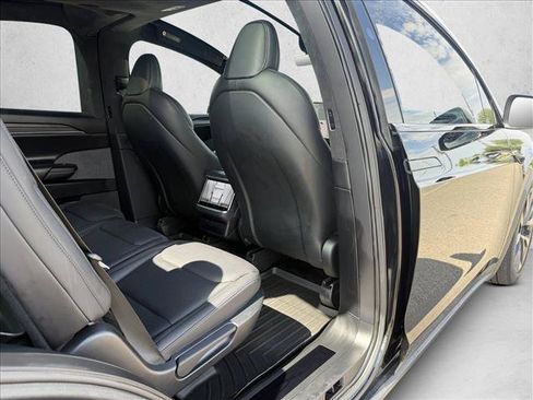 Used 2023 Tesla Model X AWD/4WD image 22