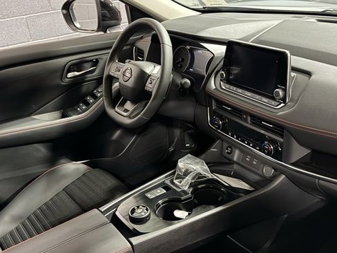 New 2026 Nissan Rogue SV image 12