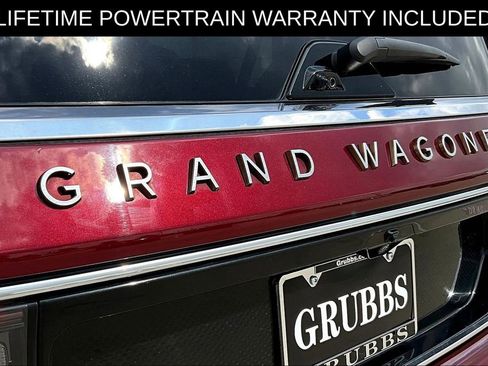 Used 2024 Jeep Grand Wagoneer L Series III image 43