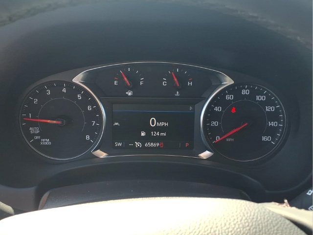 Used 2024 GMC Terrain SLT FWD image 10