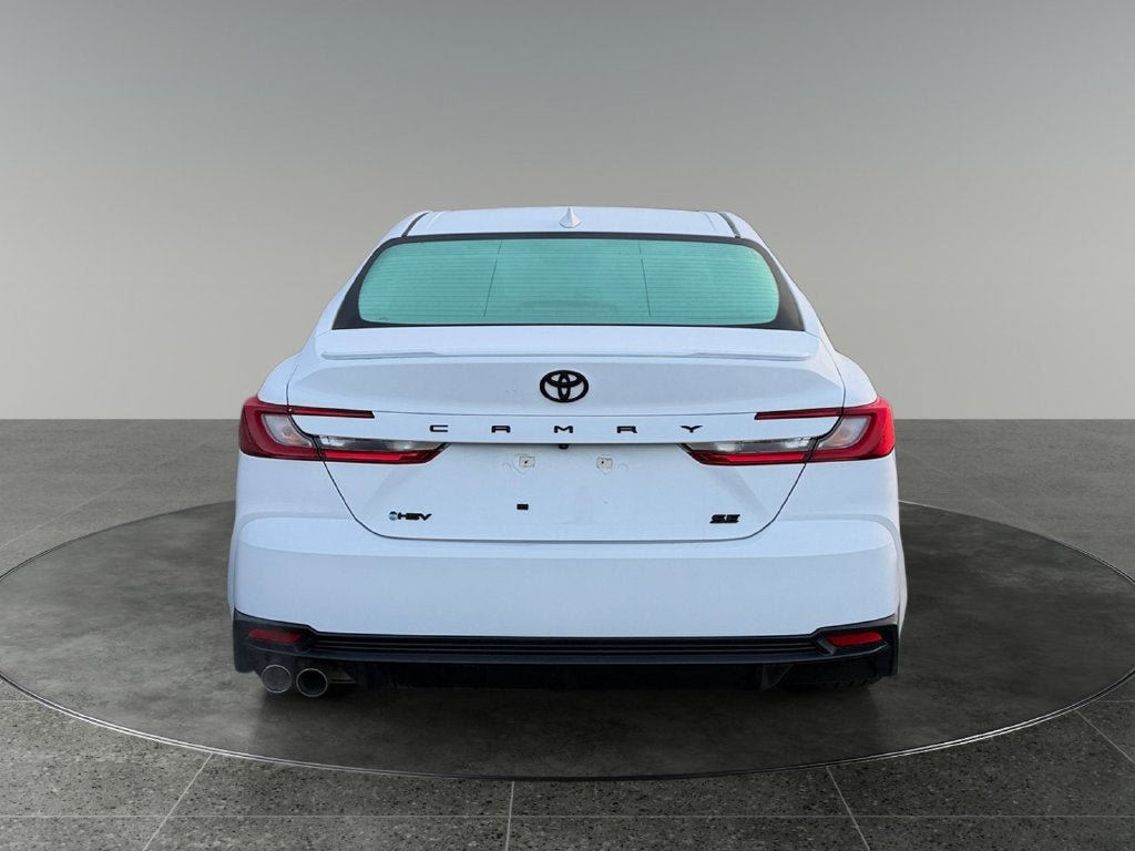 Used 2026 Toyota Camry SE FWD image 8
