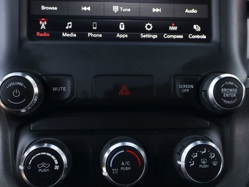 Used 2021 RAM 1500 Big Horn image 40