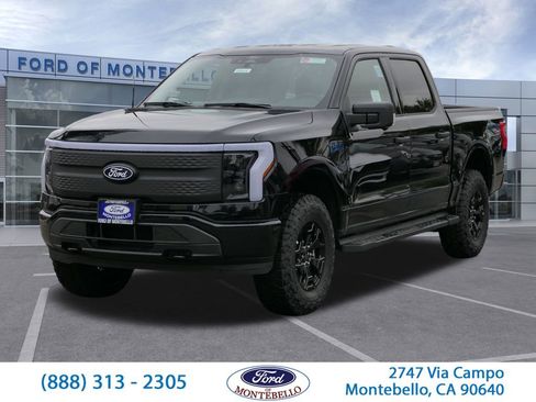 New 2025 Ford F150 Lightning XLT image 8
