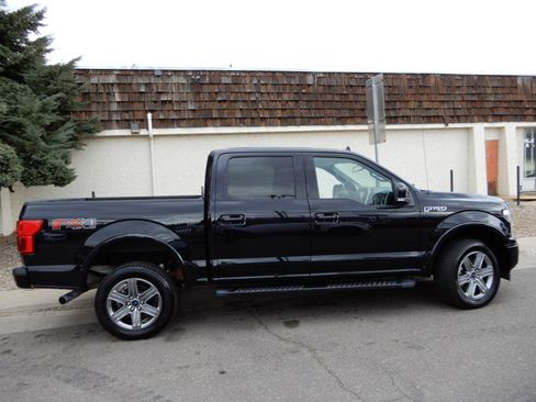 Used 2019 Ford F150 Lariat w/ Equipment Group 502A Luxury image 4