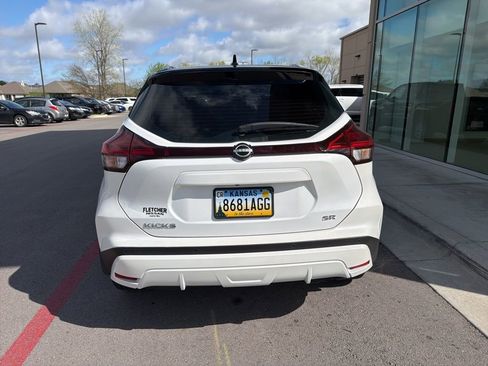 Used 2023 Nissan Kicks SR w/ SR Premium Package image 11