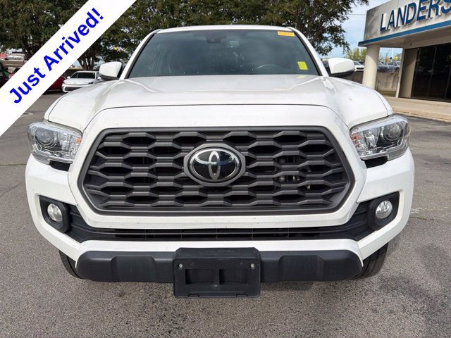 Used 2021 Toyota Tacoma TRD Off-Road AWD/4WD image 8