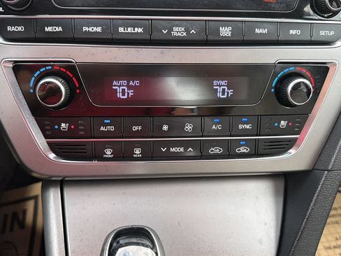 Used 2017 Hyundai Sonata Limited w/ Tech Package 03 FWD image 28