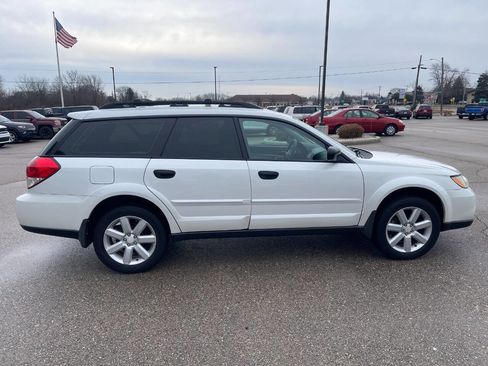 Used 2009 Subaru Outback 2.5i Special Edition image 6
