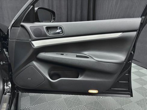 Used 2013 INFINITI G37 Sport RWD image 23