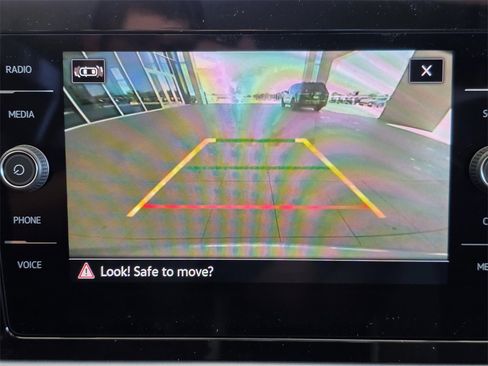 New 2025 Volkswagen Taos SE image 13