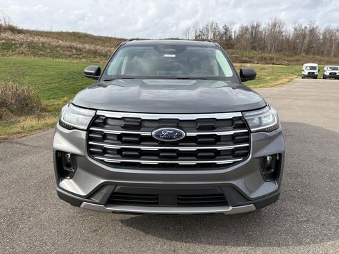 New 2026 Ford Explorer Active w/ Active Comfort Package image 8