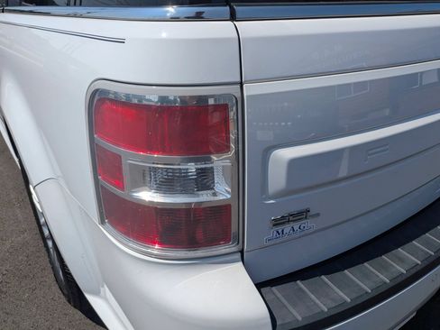 Used 2016 Ford Flex SEL w/ Equipment Group 202A FWD image 13