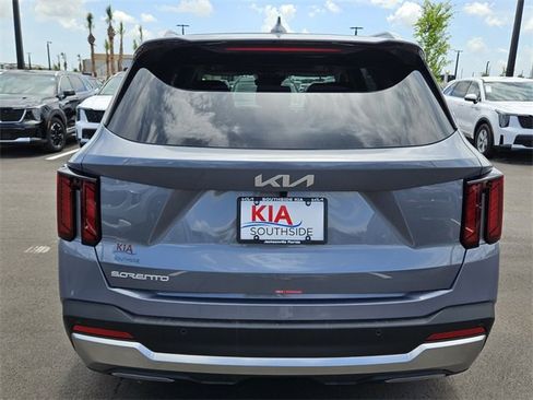 New 2025 Kia Sorento S w/ Panoramic Sunroof Package image 8