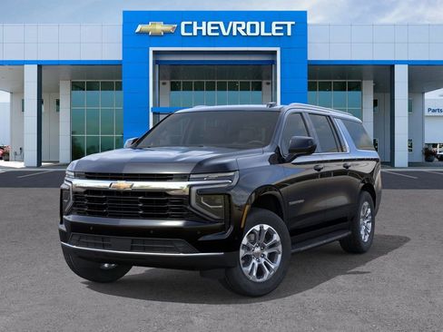 New 2026 Chevrolet Suburban LS image 6
