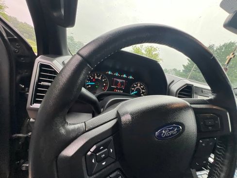 Used 2018 Ford F150 XLT w/ Equipment Group 302A Luxury AWD/4WD image 16