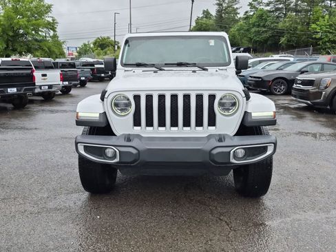 Used 2021 Jeep Wrangler Unlimited Sahara w/ LED Lighting Group AWD/4WD image 3