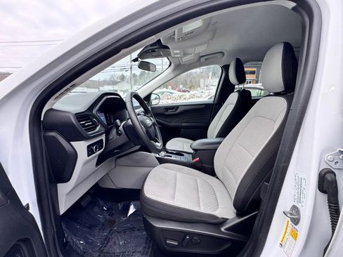 Used 2023 Ford Escape Active image 11