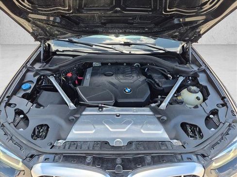 Used 2022 BMW X4 xDrive30i AWD/4WD image 23