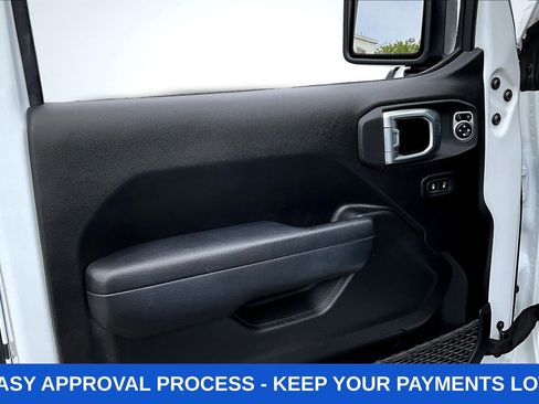 Used 2024 Jeep Wrangler Unlimited AWD/4WD image 26