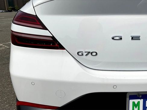 New 2026 Genesis G70 2.5T Prestige image 9