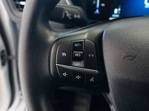 Used 2025 Ford Escape Active AWD/4WD image 11