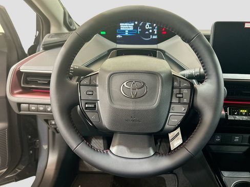 New 2026 Toyota Prius Plug-In Hybrid FWD image 9