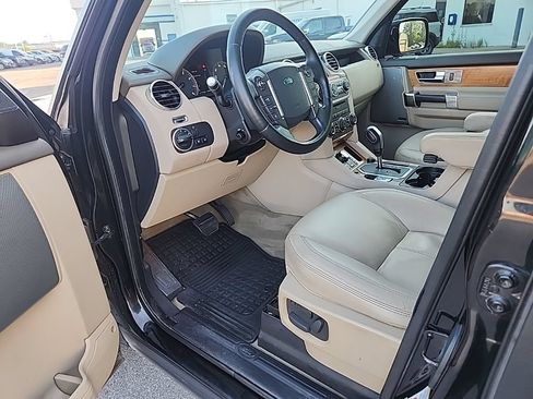Used 2013 Land Rover LR4 HSE LUX AWD/4WD image 28