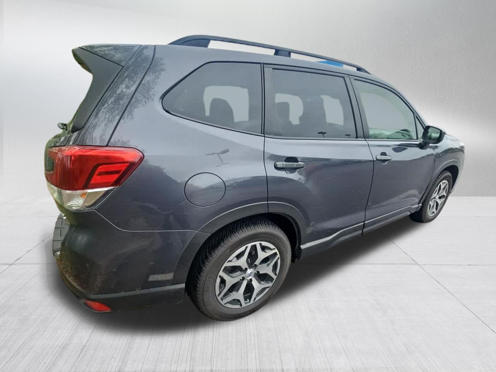 Used 2020 Subaru Forester Premium w/ Popular Package #1 AWD/4WD image 4