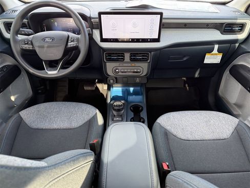 New 2025 Ford Maverick XLT image 40