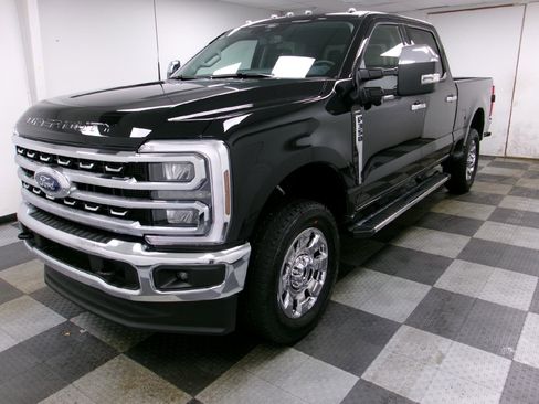 Used 2026 Ford F350 Lariat w/ Chrome Package image 1