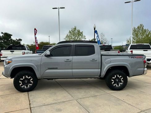 Used 2021 Toyota Tacoma TRD Off-Road image 26