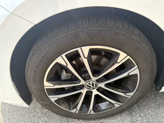 Used 2024 Volkswagen Jetta Sport FWD image 9