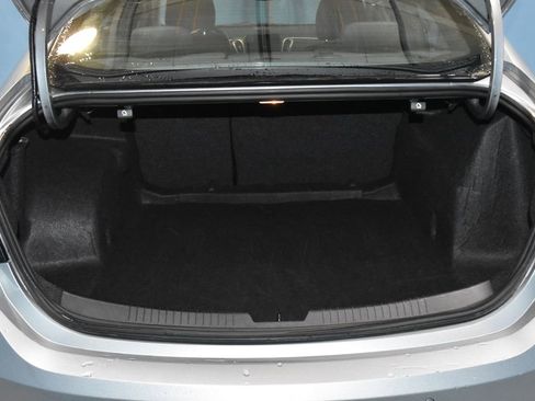 Used 2025 Chevrolet Malibu LT image 27