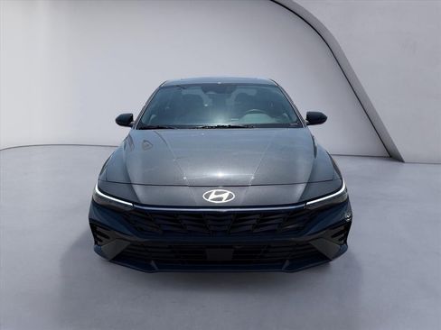 New 2026 Hyundai Elantra SEL Sport FWD image 8