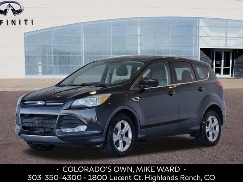 Used 2015 Ford Escape SE image 1