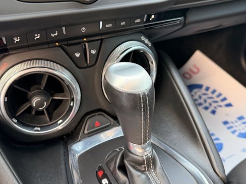 Used 2021 Chevrolet Camaro LT image 16