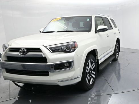 Used 2023 Toyota 4Runner Limited image 3