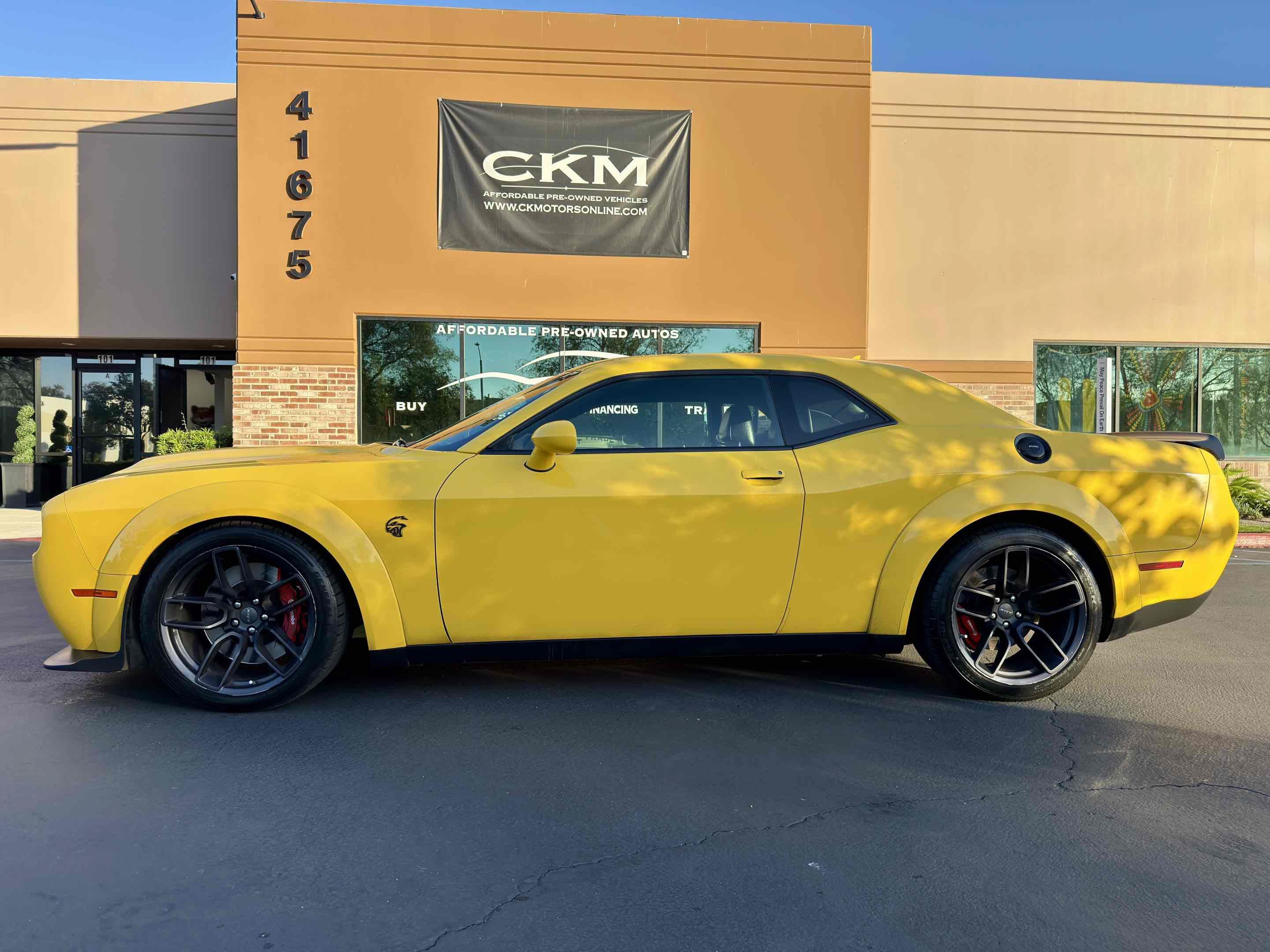 Used 2019 Dodge Challenger SRT Hellcat w/ Widebody Package RWD image 5