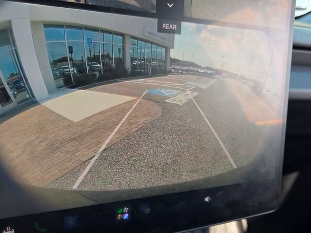 Used 2026 Tesla Model Y 2WD image 21
